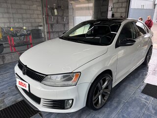 2013 Volkswagen Jetta VI, белый, 620000 рублей, вид 1