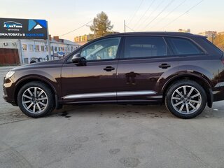 2021 Audi Q7 45 TDI II (4M) Рестайлинг, коричневый, 7700000 рублей, вид 2