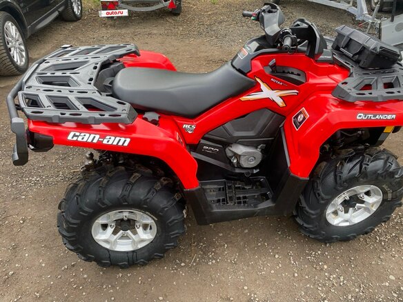 2012 BRP Can-Am Outlander 800, красный, 900000 рублей - вид 5