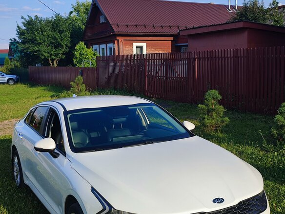 2020 Kia K5 III, серебристый, 2290000 рублей - вид 4