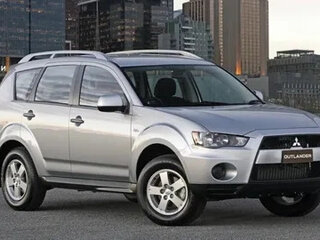 2010 Mitsubishi Outlander II Рестайлинг, серебристый, 1100000 рублей, вид 1