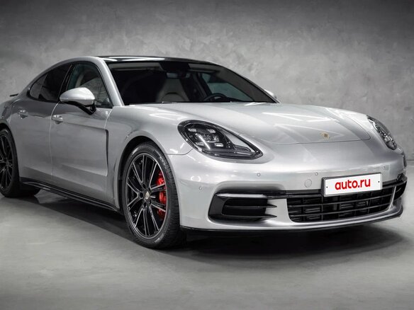 2018 Porsche Panamera 4 II, серый, 5900000 рублей - вид 3