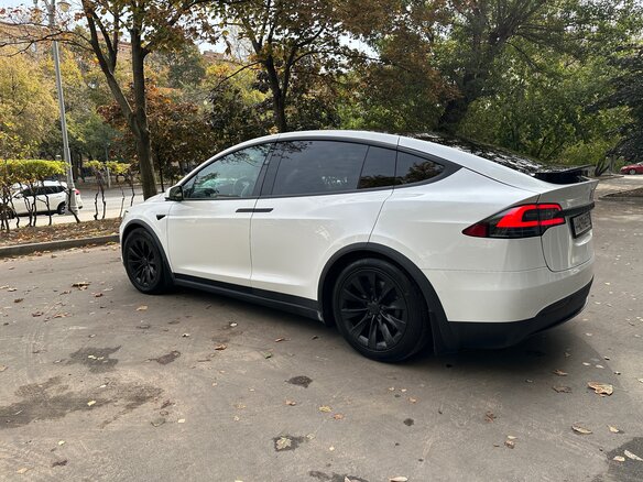 2017 Tesla Model X 90D I, белый, 3790000 рублей - вид 27