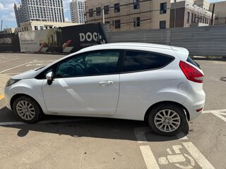 2009 Ford Fiesta Mk6, белый, 480000 рублей, вид 4