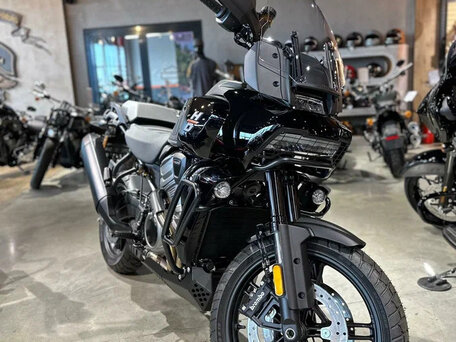 2021 Harley-Davidson Pan America, чёрный, 1990000 рублей, вид 1