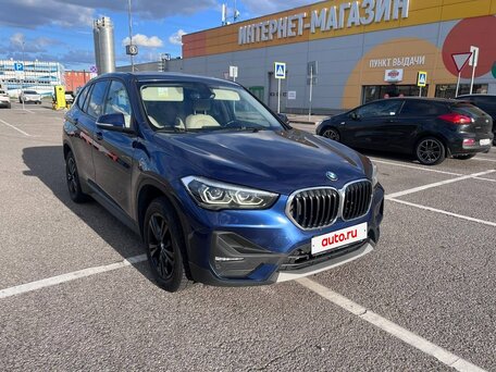 2019 BMW X1 20i xDrive II (F48) Рестайлинг, синий, 2650000 рублей, вид 1