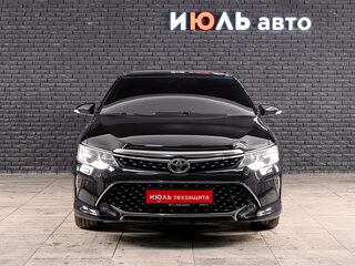 2016 Toyota Camry VII (XV50) Рестайлинг, чёрный, 2200000 рублей, вид 2