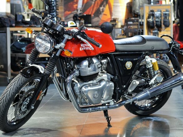 2024 Royal Enfield Continental GT, пурпурный, 649000 рублей