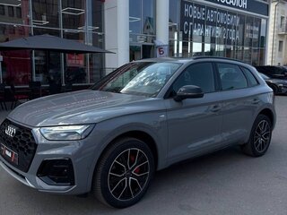 2025 Audi Q5 L 45 TFSI II (FY) Рестайлинг, серый, 5900000 рублей, вид 2