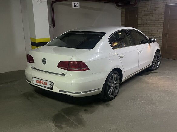 2011 Volkswagen Passat B7, белый, 1030000 рублей - вид 6
