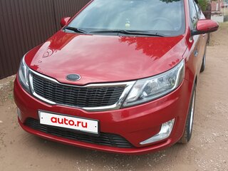 2014 Kia Rio 6-speed III, красный, 1050000 рублей, вид 2