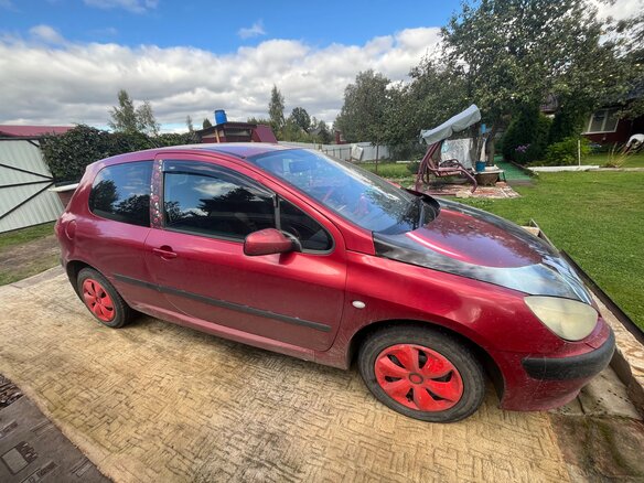 2003 Peugeot 307 I, красный, 390000 рублей - вид 1