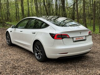 2021 Tesla Model 3 Standart Plus I, белый, 2800000 рублей, вид 4