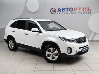 2019 Kia Sorento II Рестайлинг, белый, 1879000 рублей, вид 1