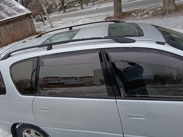 1998 Toyota Ipsum I (M10), серебристый, 500000 рублей - вид 11