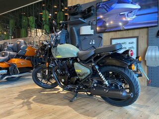 2026 Royal Enfield Shotgun, зелёный, 732000 рублей, вид 3