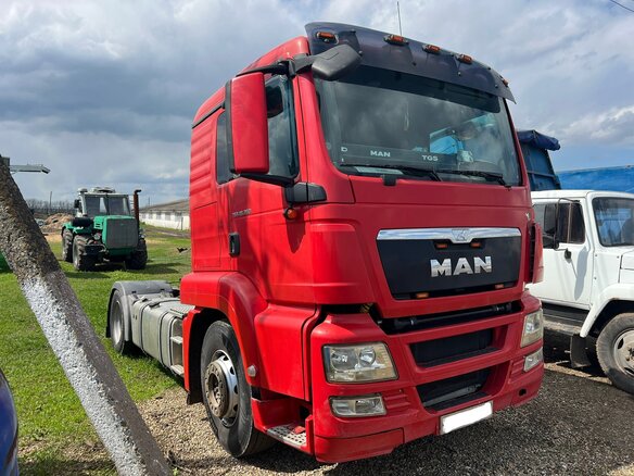 2010 MAN TGS, красный, 3200000 рублей - вид 2