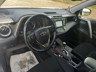 2014 Toyota RAV4 IV (XA40), белый, 2287000 рублей, вид 5