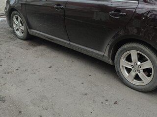 2007 Toyota Avensis II Рестайлинг, коричневый, 1111000 рублей, вид 2