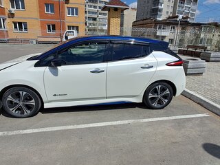 2017 Nissan Leaf II (ZE1), белый, 1550000 рублей, вид 4