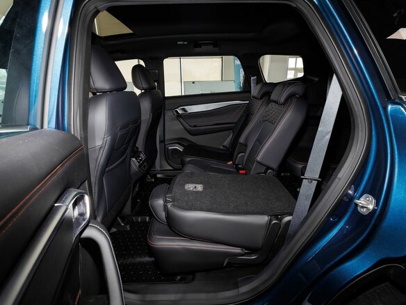 2026 Geely Okavango I Рестайлинг, синий, 3789990 рублей - вид 13