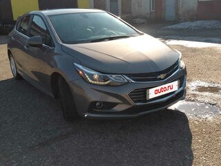 2018 Chevrolet Cruze II, бежевый, 1300000 рублей, вид 1