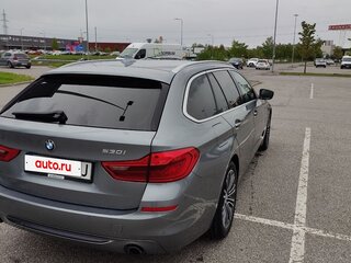 2017 BMW 5 серии 530i xDrive VII (G30/G31/G38), серый, 4700000 рублей, вид 3