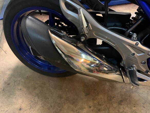 2011 Suzuki SFV 650 Gladius, белый, 420000 рублей - вид 7