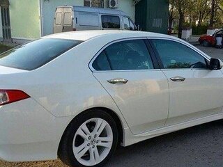 2010 Honda Accord VIII, белый, 1777000 рублей, вид 3