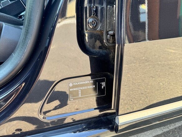 2012 Volkswagen Passat B7, чёрный, 1111110 рублей - вид 10
