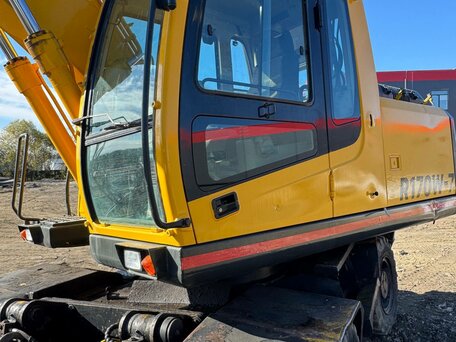 2007 Hyundai R170W, жёлтый, 4700000 рублей, вид 3