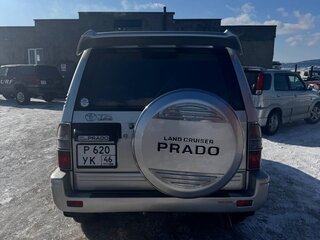 2000 Toyota Land Cruiser Prado 90 Series Рестайлинг, серебристый, 2400000 рублей, вид 4