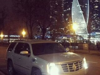2011 Cadillac Escalade III, золотистый, 1400000 рублей, вид 3