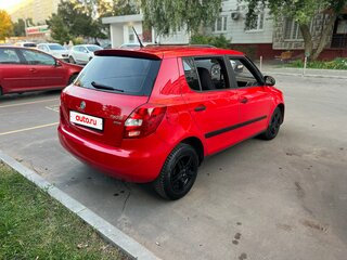 2011 Skoda Fabia II Рестайлинг, красный, 344000 рублей, вид 4
