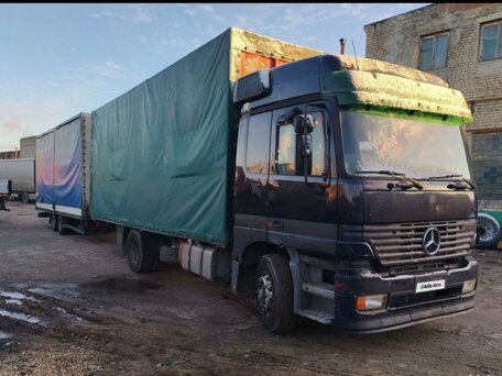 1998 Mercedes-Benz Actros, синий, 1400000 рублей, вид 2