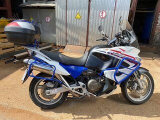 2011 Honda XL1000V Varadero, белый, 750000 рублей, вид 2