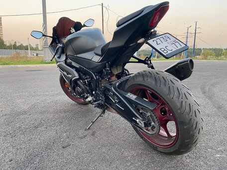 2020 Suzuki GSX-R 1000, чёрный, 2250000 рублей, вид 4