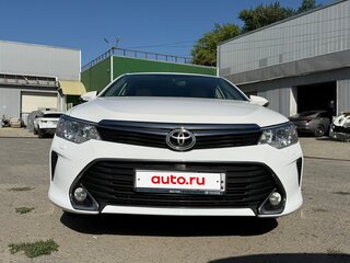 2017 Toyota Camry VII (XV50) Рестайлинг, белый, 3100000 рублей, вид 1
