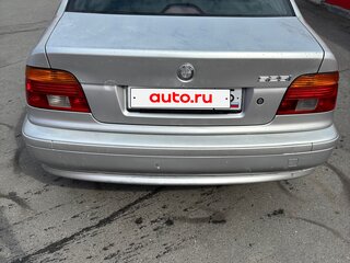 2002 BMW 5 серии 520i IV (E39) Рестайлинг, серебристый, 750000 рублей, вид 5