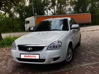2014 Lada (ВАЗ) Priora I Рестайлинг, белый, 650000 рублей, вид 2