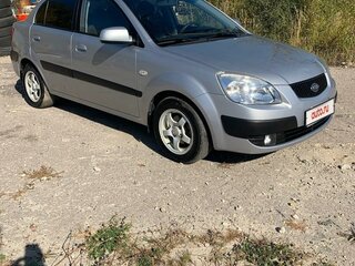2007 Kia Rio II, серый, 470000 рублей, вид 4