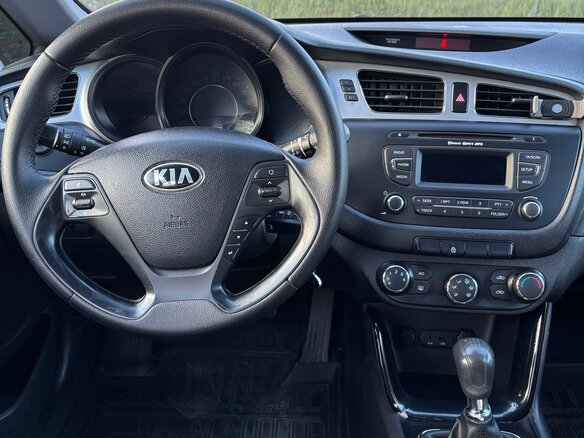 2013 Kia Ceed II, коричневый, 830000 рублей - вид 6