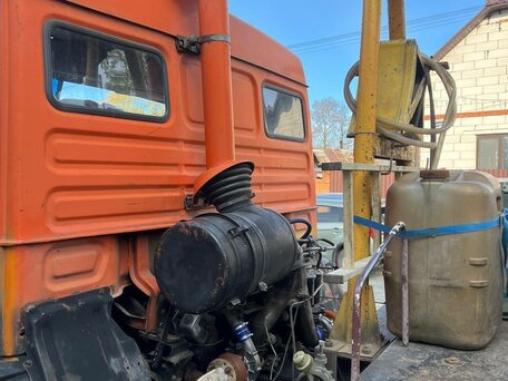 2000 КамАЗ 53215, оранжевый, 1800000 рублей, вид 2