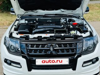 2019 Mitsubishi Pajero IV Рестайлинг 2, белый, 3800000 рублей, вид 3