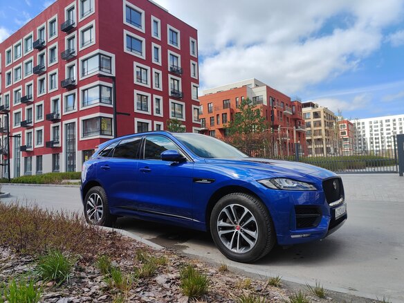 2018 Jaguar F-Pace I, синий, 2999999 рублей - вид 3
