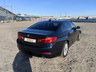 2019 BMW 5 серии 520d VII (G30/G31/G38), синий, 3312000 рублей, вид 4