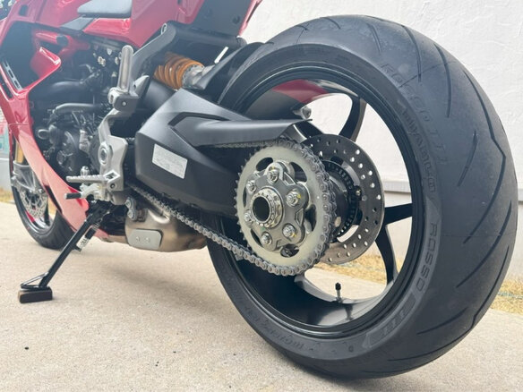 2024 Ducati Supersport, красный, 1800000 рублей - вид 6