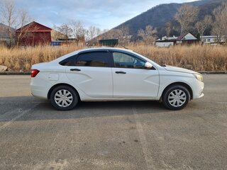 2017 Lada (ВАЗ) Vesta I, белый, 705000 рублей, вид 3
