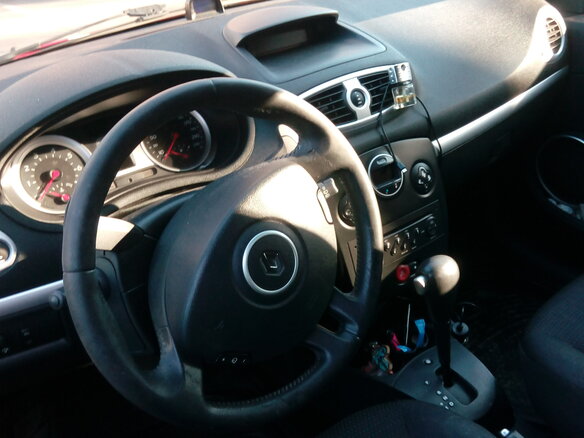 2007 Renault Clio III, красный