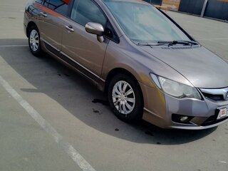 2009 Honda Civic Hybrid VIII Рестайлинг, коричневый, 930000 рублей, вид 2